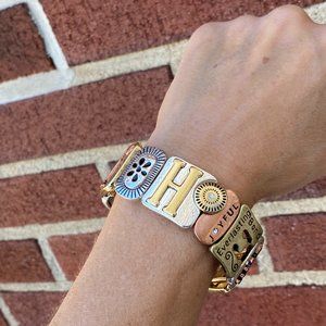 "MOTHER" Costume tricolor gold bracelet